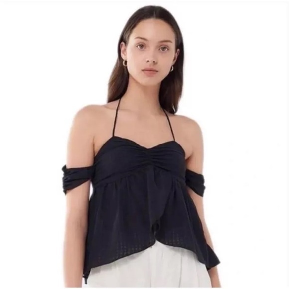 Urban Outfitters Jesse
Halter - Picture 3 of 11